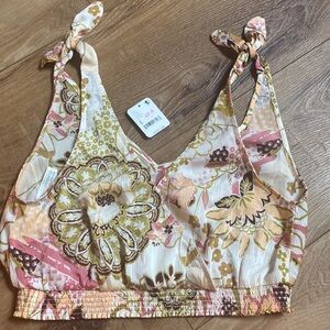 Free people intimately